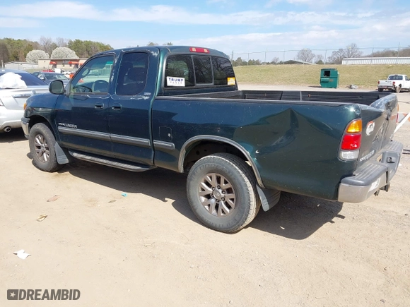 2000 Toyota Tundra SR5 with VIN 5TBBT4414YS029366, listed as a IAAI auction lot 41806120 with 352,418 mi miles. Bid and sale history available at carsss.com. Image 3.
