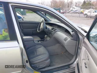 2000 Toyota Avalon XL z VIN 4T1BF28B1YU099727, wystawiony jako IAAI lot #41941010 z przebiegiem Nie podano mil oraz . Historia ofert i sprzedaży dostępna na DreamBid. Obrazek 5.