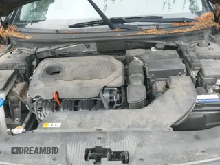 2015 Hyundai Sonata Limited с VIN 5NPE34AF3FH106218, выставлен на аукционе IAAI как лот 43030544 с пробегом 96 441 миль миль и . История ставок и продаж доступна на DreamBid. Изображение 18.