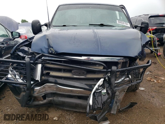 2002 Ford F-250 XL z VIN 1FTNX20L32EC44304, wystawiony jako Copart lot #60836194 z przebiegiem Nie podano mil oraz Szkoda całkowita • Salvage title. Historia ofert i sprzedaży dostępna na DreamBid. Obrazek 5.