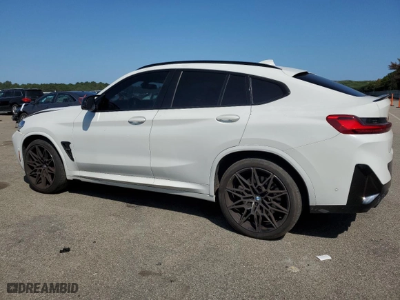 2023 BMW X4 M with VIN 5YM23EC09P9R75621, listed as a Copart auction lot 68015164 with 23,121 mi miles and Salvage Title. Bid and sale history available at carsss.com. Image 2.