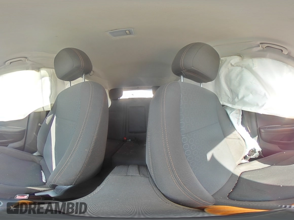 2020 Chevrolet Trax LS z VIN KL7CJKSB1LB312743, wystawiony jako Copart lot #52165565 z przebiegiem Nie podano mil oraz Szkoda całkowita • Salvage title. Historia ofert i sprzedaży dostępna na DreamBid. Obrazek 13.
