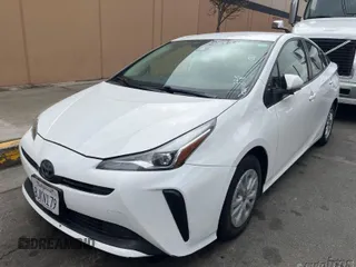 2019 Toyota Prius L Eco with VIN JTDKARFU6K3089739, listed as a IAAI auction lot 42050185 with 45,912 mi miles. Bid and sale history available at carsss.com. Image 1.