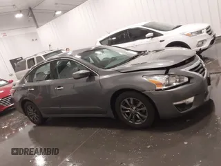 2015 Nissan Altima S with VIN 1N4AL3AP1FN914462, listed as a IAAI auction lot 41700362 with 127,042 mi miles and . Bid and sale history available at carsss.com. Image 13.