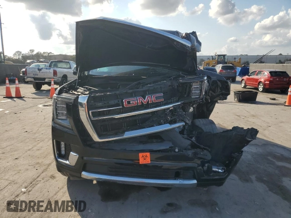 2022 GMC Yukon SLT with VIN 1GKS2BKDXNR163096, listed as a Copart auction lot 43572645 with 0 mi miles and Non Repairable. Bid and sale history available at carsss.com. Image 5.