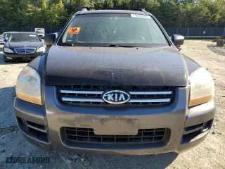 2008 Kia Sportage LX with VIN KNDJF724387517307, listed as a Copart auction lot 43701645 with 195,728 mi miles and Non Repairable. Bid and sale history available at carsss.com. Image 5.