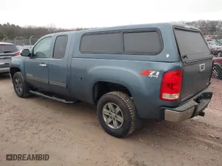 2011 GMC Sierra 1500 SLE with VIN 1GTR2VE37BZ310470, listed as a IAAI auction lot 41701793 with 91,251 mi miles. Bid and sale history available at carsss.com. Image 3.