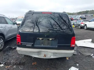 2003 Ford Explorer Sport XLS с VIN 1FMYU60E73UB97117, выставлен на аукционе IAAI как лот 41567690 с пробегом 145 199 миль миль и . История ставок и продаж доступна на DreamBid. Изображение 16.
