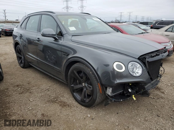2019 Bentley Bentayga V8 z VIN SJAAM2ZV3KC027120, wystawiony jako Copart lot #83595274 z przebiegiem 28 972 mil mil oraz Szkoda całkowita • Salvage title. Historia ofert i sprzedaży dostępna na DreamBid. Obrazek 4.