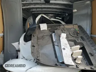 2018 Nissan NV SV z VIN 1N6AF0KY8KN802286, wystawiony jako Copart lot #65034264 z przebiegiem Nie podano mil oraz Szkoda całkowita • Salvage title. Historia ofert i sprzedaży dostępna na DreamBid. Obrazek 10.