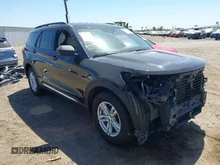 2023 Ford Explorer XLT z VIN 1FMSK8DH2PGA23052, wystawiony jako IAAI lot #42243832 z przebiegiem 48 195 mil mil oraz . Historia ofert i sprzedaży dostępna na DreamBid. Obrazek 1.