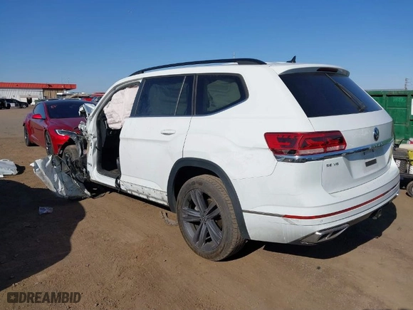 2021 Volkswagen Atlas 3.6L V6 SE w/Technology R-Line with VIN 1V2RR2CA8MC577861, listed as a IAAI auction lot 41765354 with 1 mi miles. Bid and sale history available at carsss.com. Image 3.