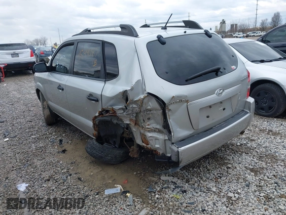 2006 Hyundai Tucson GL with VIN KM8JM12B56U480904, listed as a IAAI auction lot 41844087 with 216,322 mi miles. Bid and sale history available at carsss.com. Image 3.