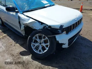 2022 Jeep Grand Cherokee Limited z VIN 1C4RJKBG1N8565926, wystawiony jako IAAI lot #42305417 z przebiegiem 44 943 mil mil oraz . Historia ofert i sprzedaży dostępna na DreamBid. Obrazek 6.