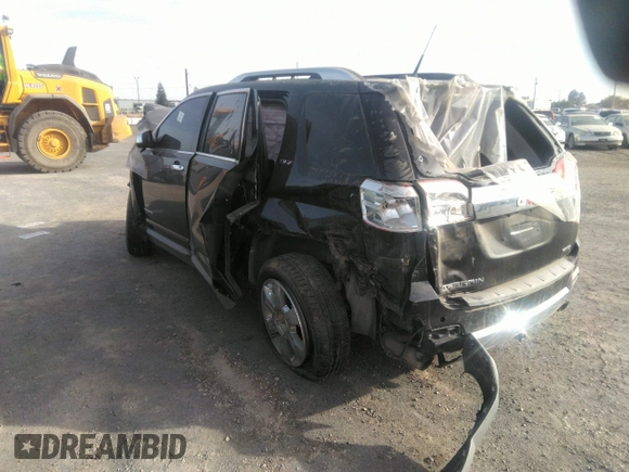 2010 GMC Terrain SLT-2 z VIN 2CTFLJEY2A6258720, wystawiony jako IAAI lot #38337734 z przebiegiem Nie podano mil oraz . Historia ofert i sprzedaży dostępna na DreamBid. Obrazek 3.
