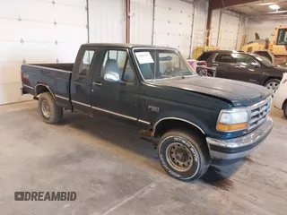 1994 Ford F-150 with VIN 1FTEX14H1RKA60071, listed as a IAAI auction lot 41887754 with 160,447 mi miles. Bid and sale history available at carsss.com. Image 1.