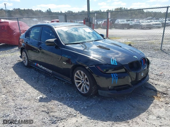 2011 BMW 3 Series 328i with VIN WBAPH7C54BE676462, listed as a IAAI auction lot 41769898 with 208,688 mi miles. Bid and sale history available at carsss.com. Image 1.
