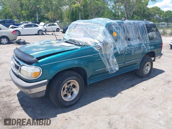 1998 Ford Explorer XLT z VIN 1FMZU32EXWUC84059, wystawiony jako IAAI lot #42260114 z przebiegiem 173 383 mil mil oraz . Historia ofert i sprzedaży dostępna na DreamBid. Obrazek 2.
