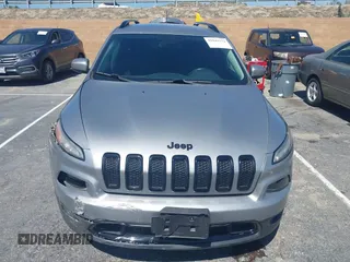 2016 Jeep Cherokee Latitude with VIN 1C4PJMCS4GW170322, listed as a IAAI auction lot 41841572 with 112,884 mi miles and . Bid and sale history available at carsss.com. Image 12.
