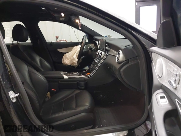 2020 Mercedes-Benz C 300 with VIN 55SWF8EB0LU329724, listed as a IAAI auction lot 41384132 with 58,570 mi miles and . Bid and sale history available at DreamBid. Image 5.