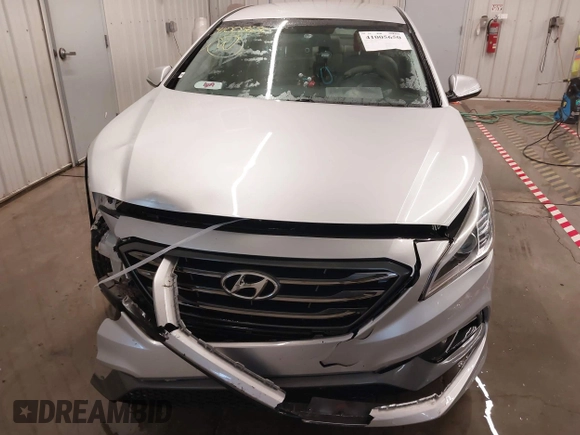 2015 Hyundai Sonata Sport with VIN 5NPE34AF3FH141616, listed as a IAAI auction lot 41005650 with 138,291 mi miles and . Bid and sale history available at DreamBid. Image 12.