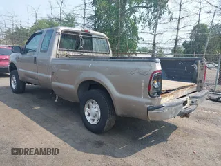 2004 Ford F-250 XL с VIN 1FTNX21L34EA50907, выставлен на аукционе IAAI как лот 42401809 с пробегом 104 902 миль миль и . История ставок и продаж доступна на DreamBid. Изображение 3.