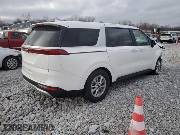 2024 Kia Carnival LX with VIN KNDNB4H39R6432697, listed as a Copart auction lot 82566344 with 7,048 mi miles and Salvage Title. Bid and sale history available at carsss.com. Image 3.