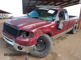 2006 Ford F-150 XL with VIN 1FTRF14506NA75424, listed as a IAAI auction lot 41580902 with 229,696 mi miles. Bid and sale history available at carsss.com. Image 17.