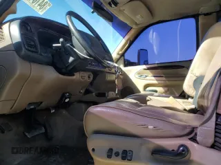 2001 Dodge Ram 3500 with VIN 1B7MC336X1J590276, listed as a Copart auction lot 84184234 with 384,928 mi miles and Salvage Title. Bid and sale history available at carsss.com. Image 7.