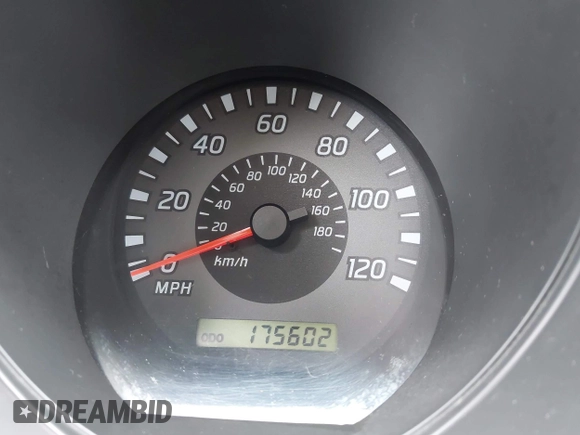 2002 Nissan Xterra XE с VIN 5N1ED28T22C606322, выставлен на аукционе IAAI как лот 42573643 с пробегом 175 602 миль миль и . История ставок и продаж доступна на DreamBid. Изображение 7.