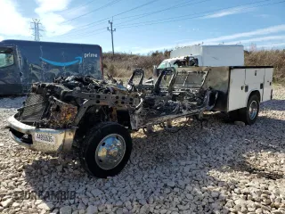 2018 Ford Super Duty F-450 DRW XL with VIN 1FD0W4HT1JEC82069, listed as a Copart auction lot 44955535 with 0 mi miles and Non Repairable. Bid and sale history available at carsss.com. Image 1.