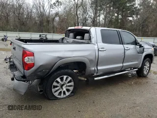 2017 Toyota Tundra Limited z VIN 5TFHW5F1XHX627001, wystawiony jako Copart lot #87833035 z przebiegiem Nie podano mil oraz Szkoda całkowita • Salvage title. Historia ofert i sprzedaży dostępna na DreamBid. Obrazek 3.