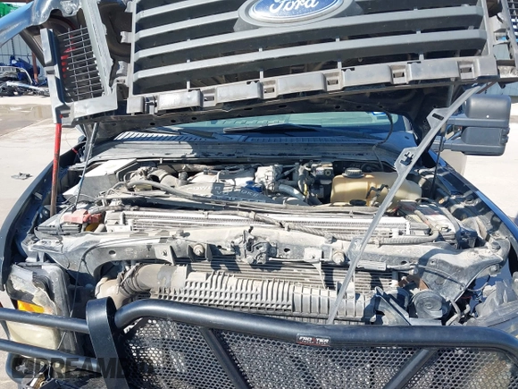 2008 Ford Super Duty F-250 SRW XL with VIN 1FTSW21R18ED05294, listed as a IAAI auction lot 41951548 with 239,431 mi miles. Bid and sale history available at carsss.com. Image 10.
