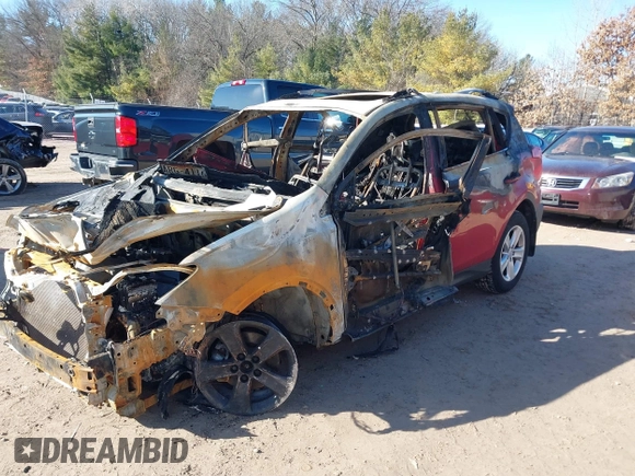 2014 Toyota RAV4 XLE with VIN JTMRFREV6ED047869, listed as a IAAI auction lot 41734562 with 1 mi miles. Bid and sale history available at carsss.com. Image 2.