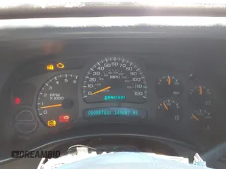 2003 Chevrolet Avalanche with VIN 3GNEC13T33G191705, listed as a IAAI auction lot 42289684 with 149,607 mi miles and . Bid and sale history available at DreamBid. Image 7.