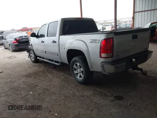 2010 GMC Sierra 1500 SLE z VIN 3GTRCVE09AG203731, wystawiony jako IAAI lot #41593779 z przebiegiem 192 576 mil mil oraz . Historia ofert i sprzedaży dostępna na DreamBid. Obrazek 3.