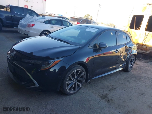 2021 Toyota Corolla Hatchback XSE with VIN JTNC4MBE0M3106000, listed as a IAAI auction lot 41278096 with 67,999 mi miles. Bid and sale history available at carsss.com. Image 18.