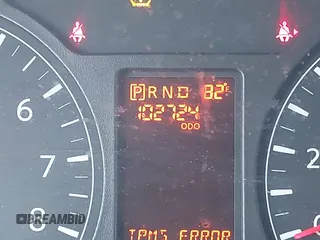 2020 Nissan NV Cargo SV z VIN 1N6BF0KM6LN800927, wystawiony jako IAAI lot #42027239 z przebiegiem 102 724 mil mil oraz . Historia ofert i sprzedaży dostępna na DreamBid. Obrazek 15.