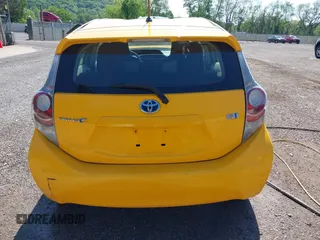 2014 Toyota Prius One z VIN JTDKDTB31E1066984, wystawiony jako IAAI lot #42261574 z przebiegiem 163 378 mil mil oraz . Historia ofert i sprzedaży dostępna na DreamBid. Obrazek 17.