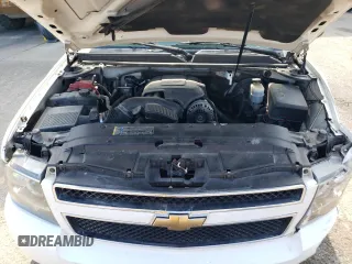 2010 Chevrolet Suburban Commercial with VIN 1GNUKHE3XAR241341, listed as a Copart auction lot 69086944 with 232,973 mi miles and Salvage Title. Bid and sale history available at carsss.com. Image 12.