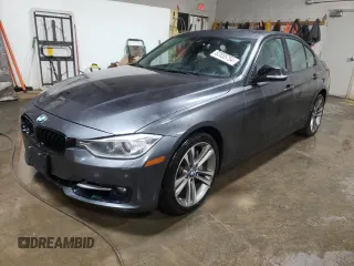 2013 BMW 3 Series 335i xDrive с VIN WBA3B9C53DF586227, выставлен на аукционе Copart как лот 82055754 с пробегом 161 371 миль миль и Списание • Salvage title. История ставок и продаж доступна на DreamBid. Изображение 1.