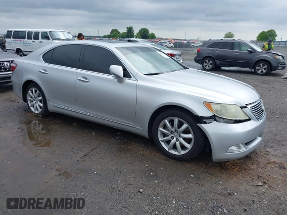 2008 Lexus LS 460 with VIN JTHBL46F185075967, listed as a IAAI auction lot 42277261 with 181,585 mi miles and . Bid and sale history available at DreamBid. Image 1.