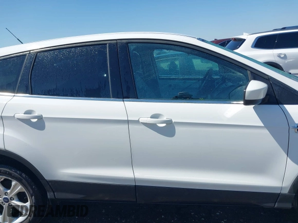 2013 Ford Escape SE with VIN 1FMCU9GX1DUD71994, listed as a IAAI auction lot 41748412 with 155,239 mi miles. Bid and sale history available at carsss.com. Image 14.