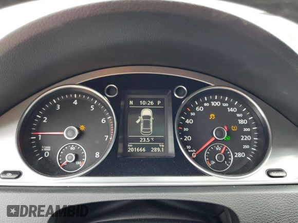 2013 Volkswagen CC Lux with VIN WVWRN7AN0DE507548, listed as a Copart auction lot 59938534 with 201,666 mi miles and Salvage Title. Bid and sale history available at carsss.com. Image 9.