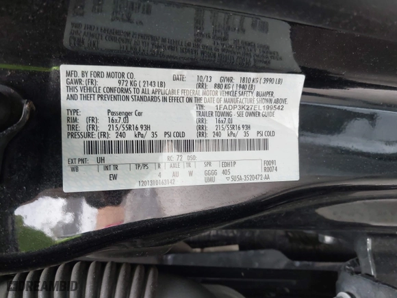 2014 Ford Focus SE with VIN 1FADP3K27EL199542, listed as a IAAI auction lot 42071908 with 142,180 mi miles. Bid and sale history available at carsss.com. Image 9.