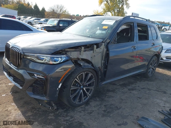 2022 BMW X7 M50i with VIN 5UXCX6C04N9J38729, listed as a IAAI auction lot 40948657 with 41,680 mi miles. Bid and sale history available at carsss.com. Image 20.