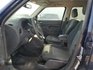 2016 Jeep Patriot Sport with VIN 1C4NJPBA9GD546882, listed as a Copart auction lot 47746985 with 162,817 mi miles and Clean Title. Bid and sale history available at carsss.com. Image 7.