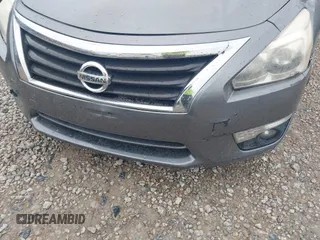 2015 Nissan Altima 2.5 S with VIN 1N4AL3AP9FC199278, listed as a IAAI auction lot 42070577 with 178,830 mi miles. Bid and sale history available at carsss.com. Image 13.