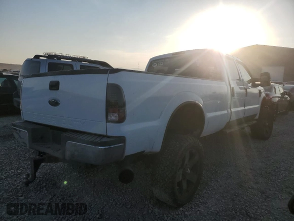 2008 Ford F-250 XL with VIN 1FTSW21R78ED64009, listed as a Copart auction lot 61823275 with 179,518 mi miles and Salvage title. Bid and sale history available at DreamBid. Image 3.