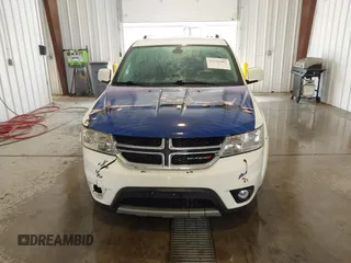 2019 Dodge Journey SE with VIN 3C4PDCBBXKT835029, listed as a IAAI auction lot 42120482 with 130,282 mi miles and . Bid and sale history available at DreamBid. Image 12.